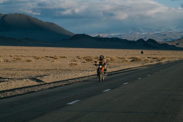 The Art of Long-Distance Motorcycle Touring: Tips and Tricks